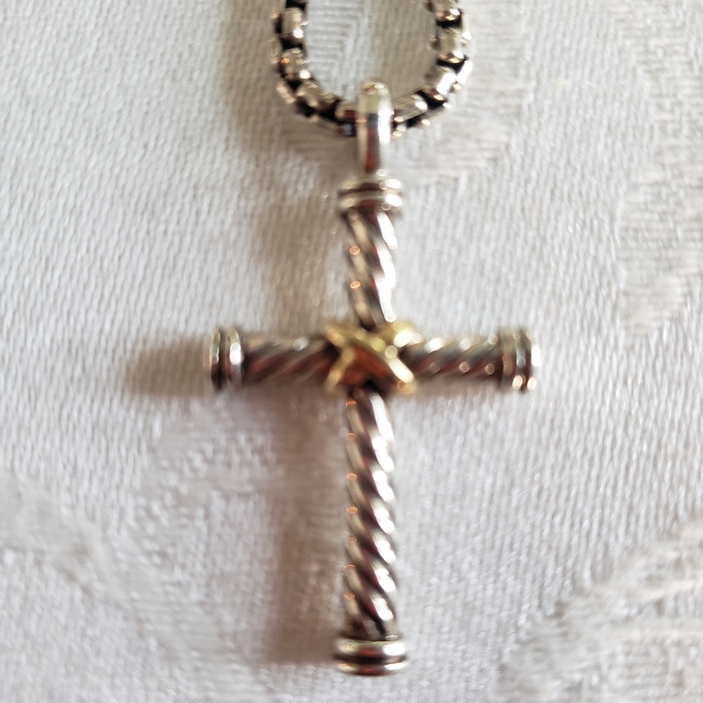 David Yurman Men's Cable Cross Pendant